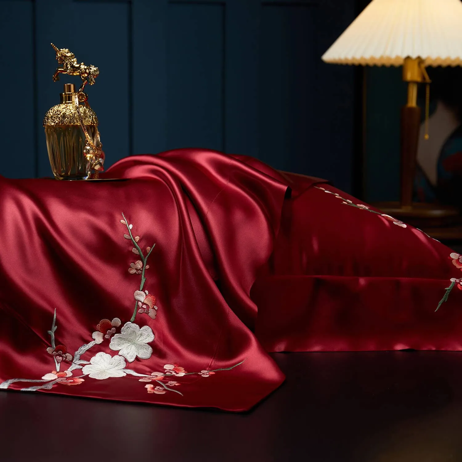 DISANGNI 100% mulberry silk silk pillowcase, used for hair and skin, envelope type, double-sided silk, embroidery, 600 yarns, 1PC