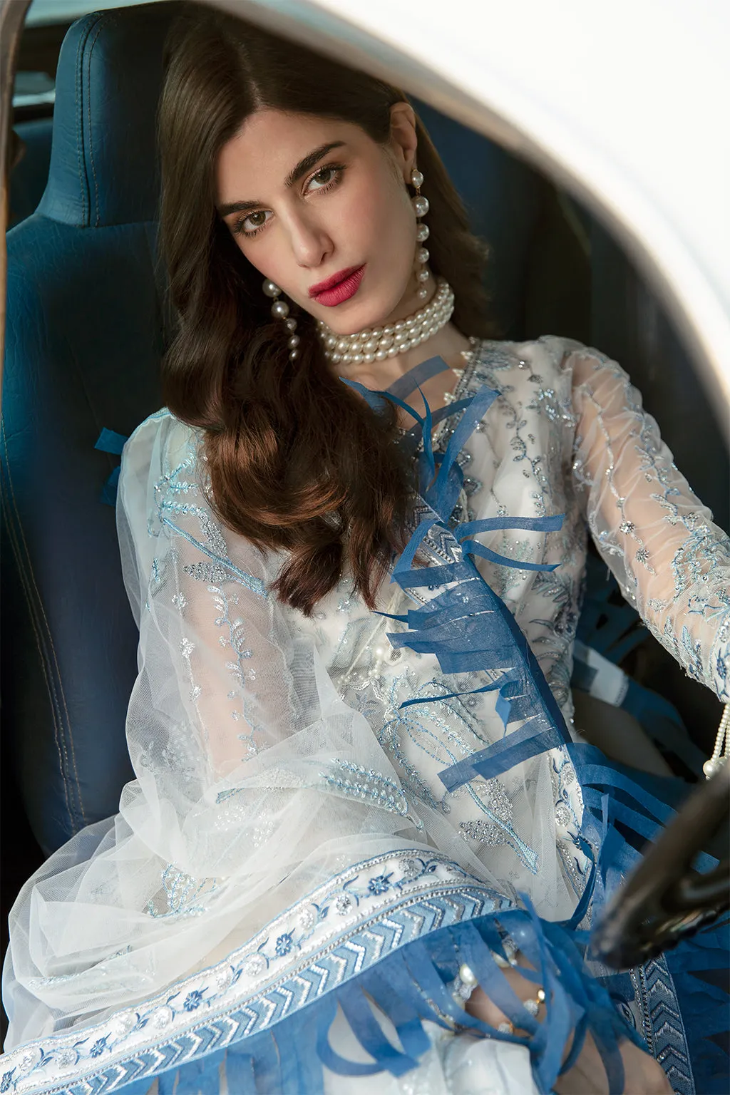 Elegant Pakistani White Dress in Long Style #PF439