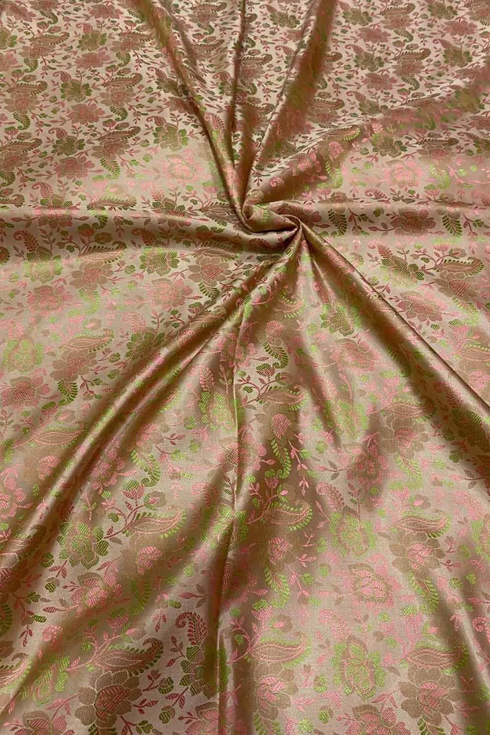 Elegant Pastel Banarasi Jamawar Resham Tanchui Silk Fabric ( 2.5 Mtr )