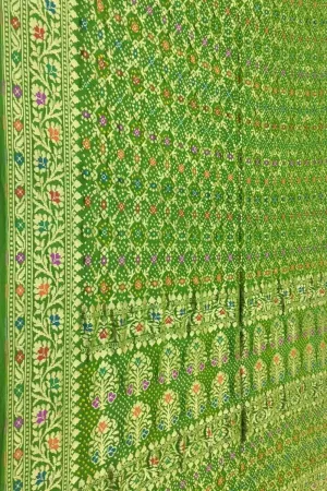 Green Banarasi Bandhani Georgette Saree - Elegant and Traditional