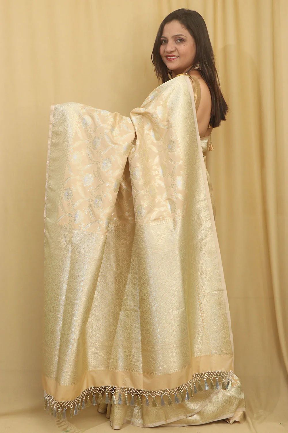 Soft and Elegant Pastel Banarasi Silk Sona Roopa Saree