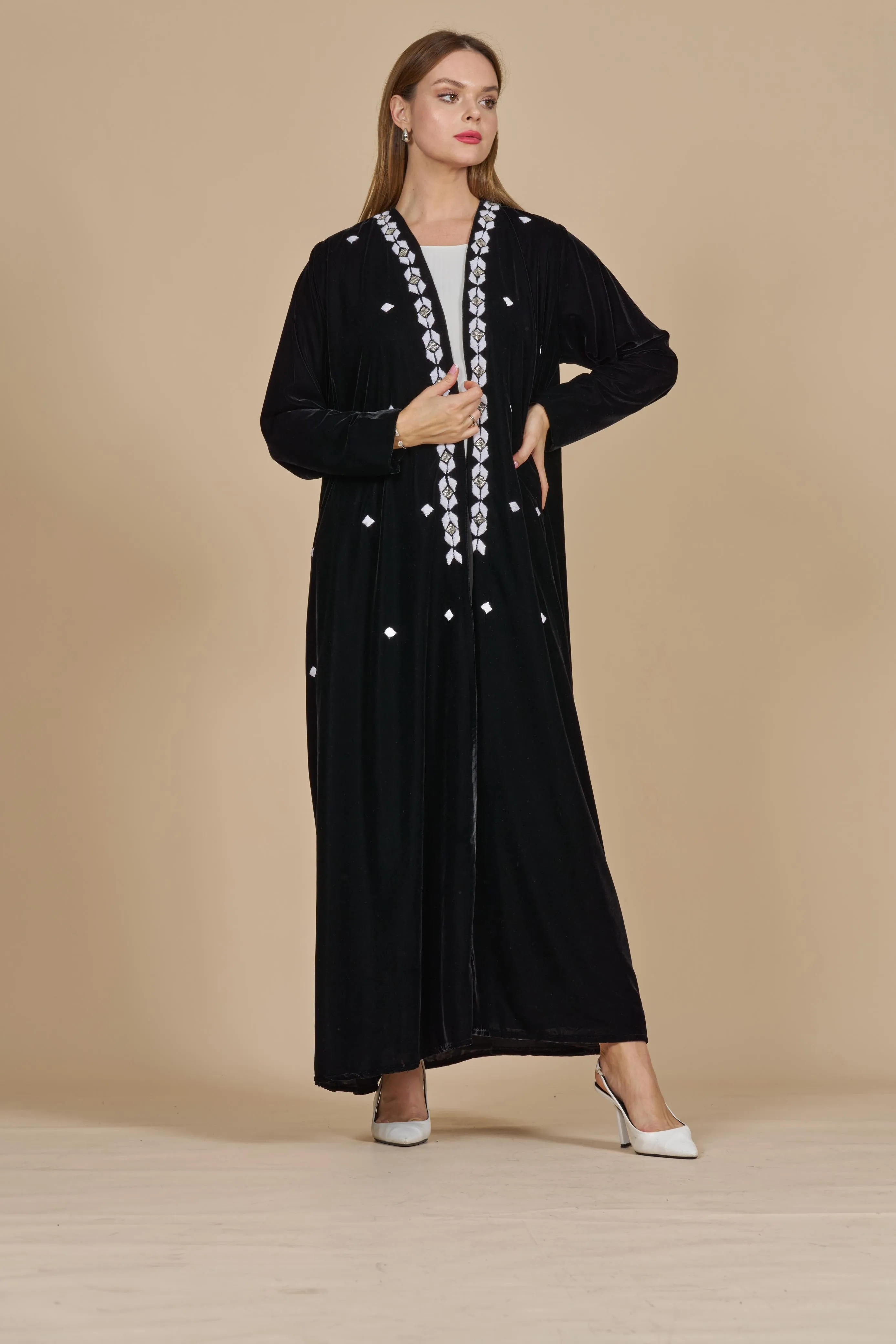 WW24PAL0071-BLK ABAYA